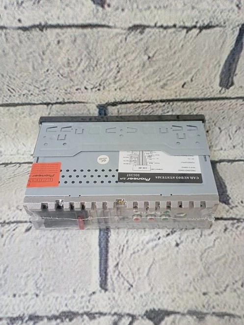 Автомагнитола Pioneer BT-9052