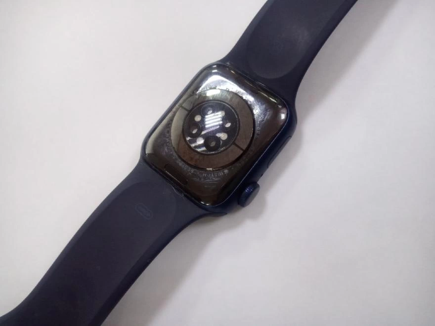 Часы наручные Apple Watch Series 6 40mm