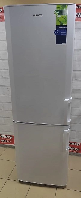 Холодильник Beko CS 334020