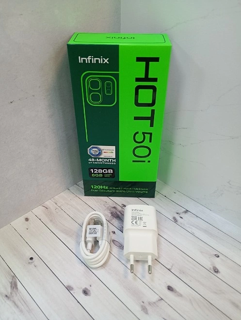 Смартфон Infinix HOT 50i