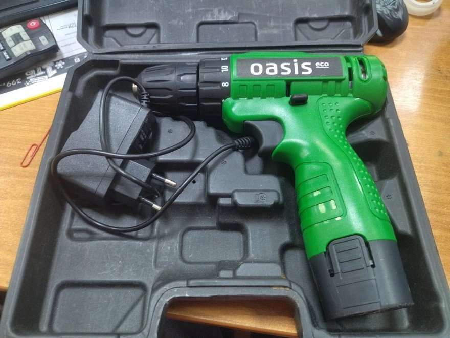 Шуруповерт Oasis Eco AV-12
