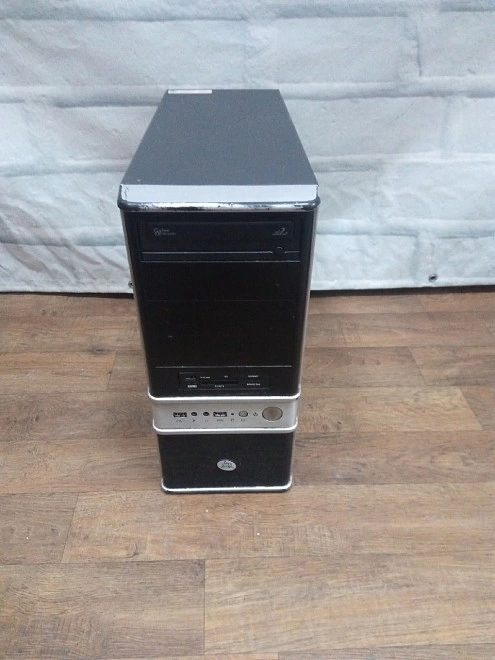 Системный блок DNS intel core i5/8gb/128gb/AMD Radeon HD 5700 Series