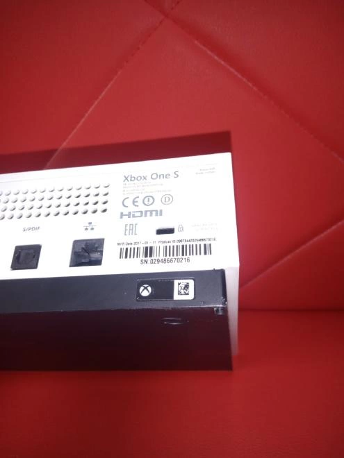 Игровая приставка X-Box One  S 500Gb