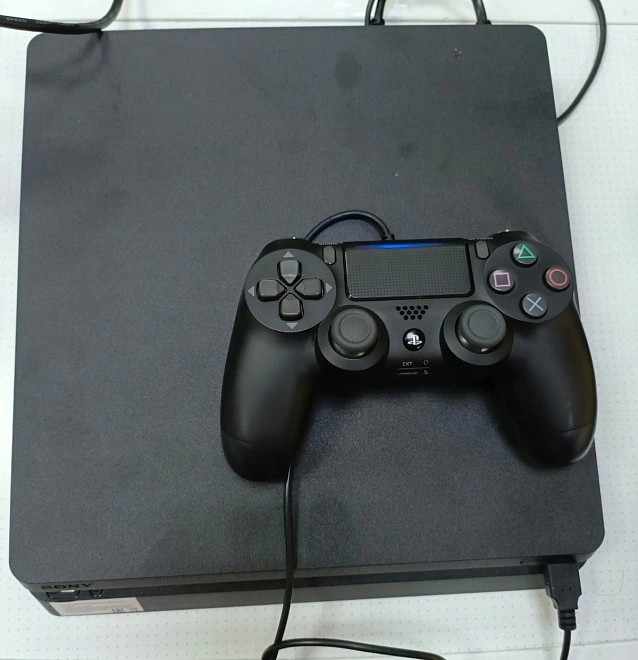 Игровая приставка PS4 Sony PlayStation 4 Slim