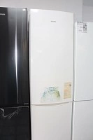 Холодильник Vestel ENF200VWM