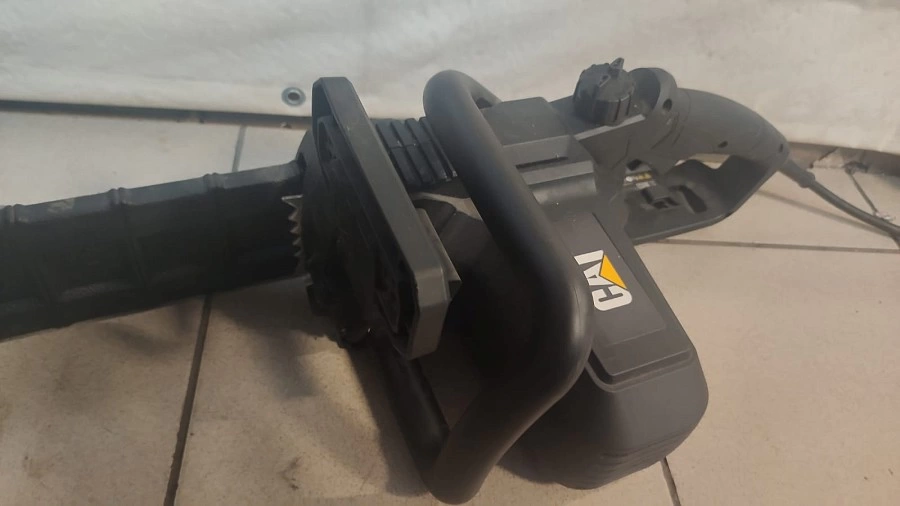 Электропила цепная CAT DG132