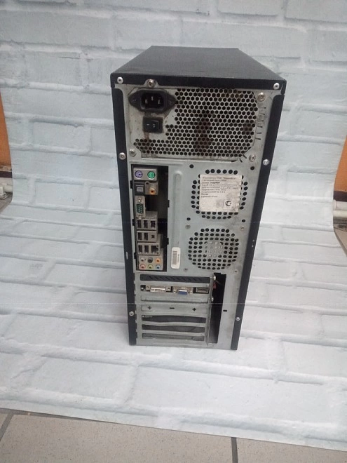 Системный блок  Phenom 2.1ghz/4ram/HDD1tb/Geforce9800GT