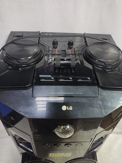 Акустическая система 1.0 LG OM7560