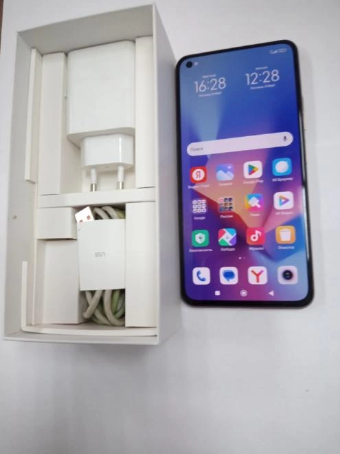 Смартфон Xiaomi Mi 11 Lite 8/128Gb