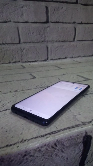 Смартфон POCO X3
