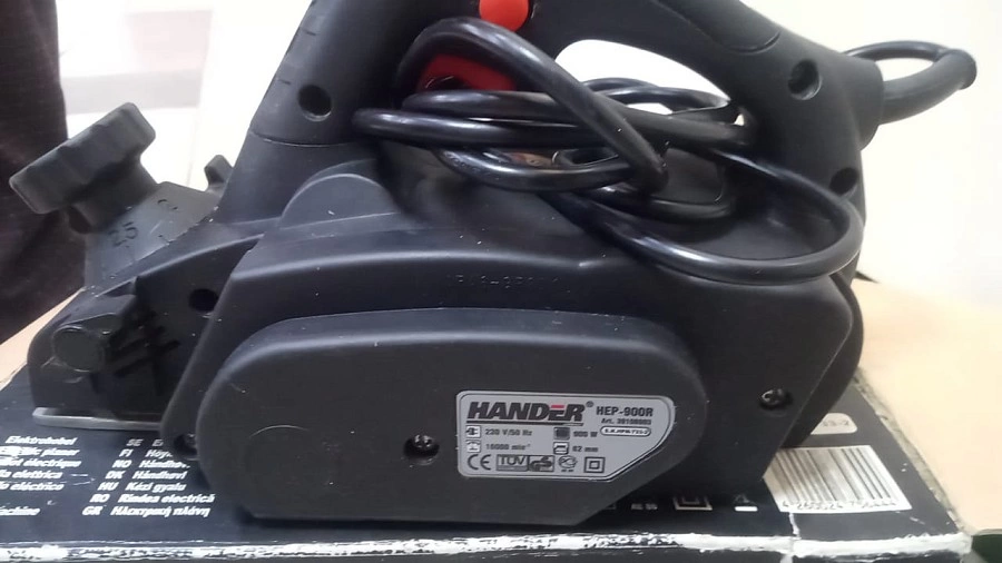 Электрорубанок Hander HEP-900R