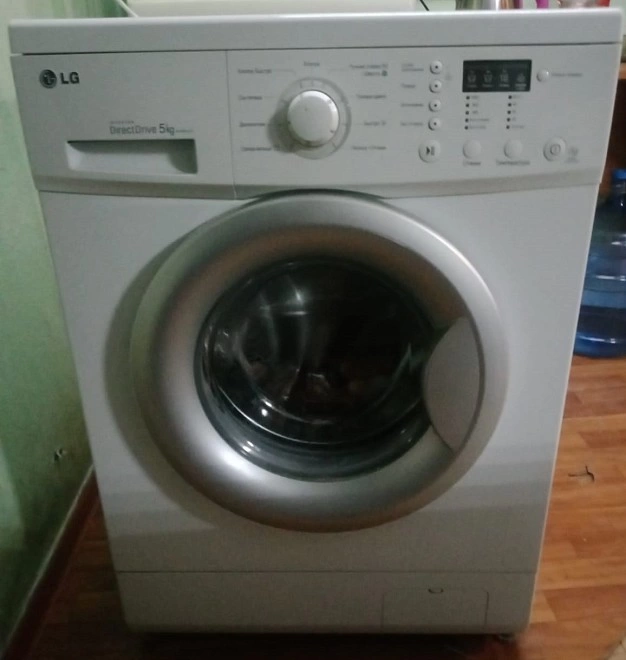 Стиральная машина LG M1091LD1