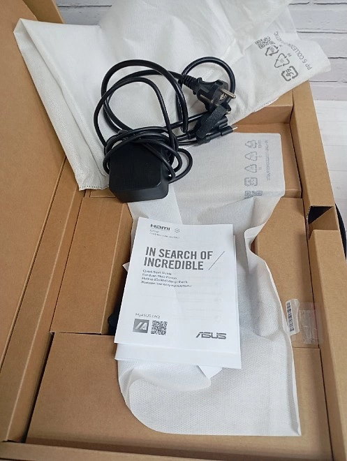 Ноутбук ASUS Intel-N200/1GHz/4Gb/117Gb/UHDGraphics