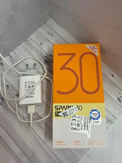 Смартфон TECNO SPARK 30 Pro