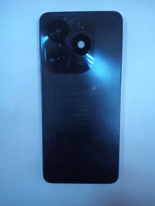 Смартфон TECNO SPARK 20C 256 Г