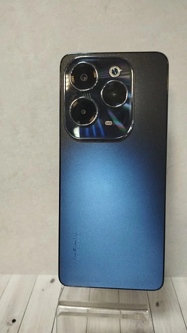 Смартфон Infinix Hot 40 8/256