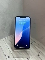 Смартфон Apple iPhone 13