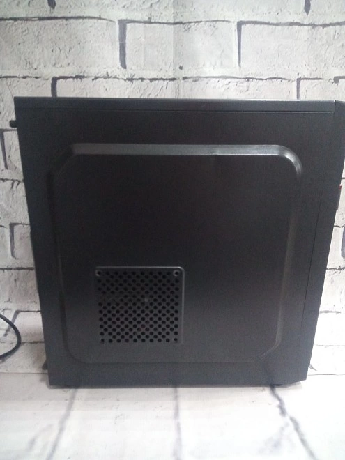 Системный блок Dexp AMD FX-4300/3.8GHz/8Gb/814Gb/AMD Radeon Graphics