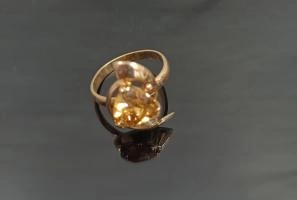 Кольцо  золотое 585 проба 4,04 (3,776) гр 17 размер