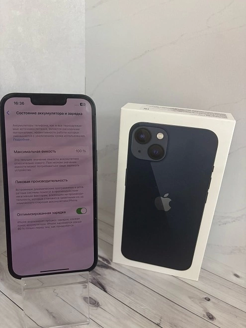 Смартфон Apple  iPhone 13 128 ГБ 