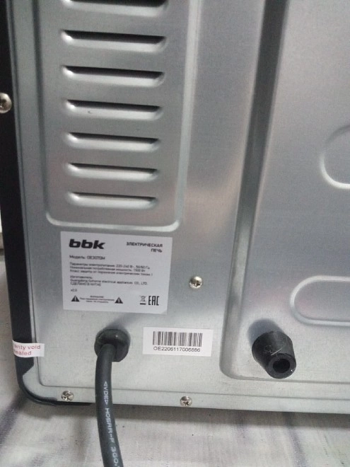 Духовой шкаф BBK OE1832M