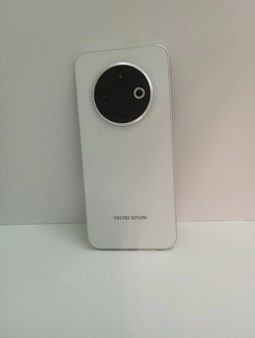 Смартфон Tecno Spark 30C 256 gb