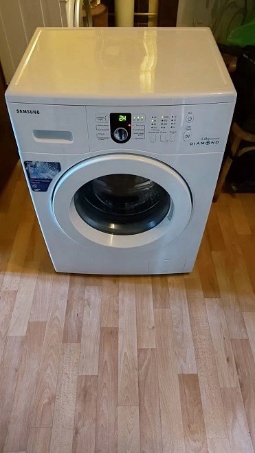 Стиральная машина Samsung WF8500NHW