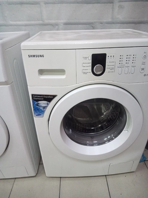 Стиральная машина Samsung DIAMOND WF8500NHW