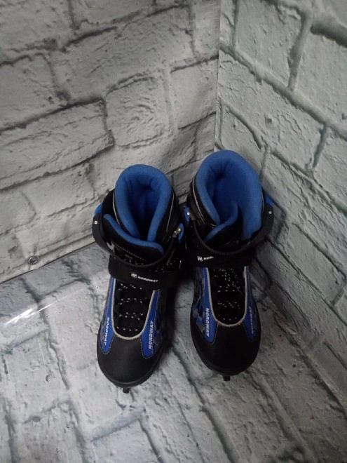 Коньки Nordway Click Boy Kids' Ice Skates, цвет: черный. A20ENDIH
