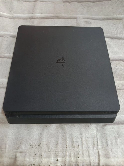 Игровая приставка PS4 PlayStation 4 Slim