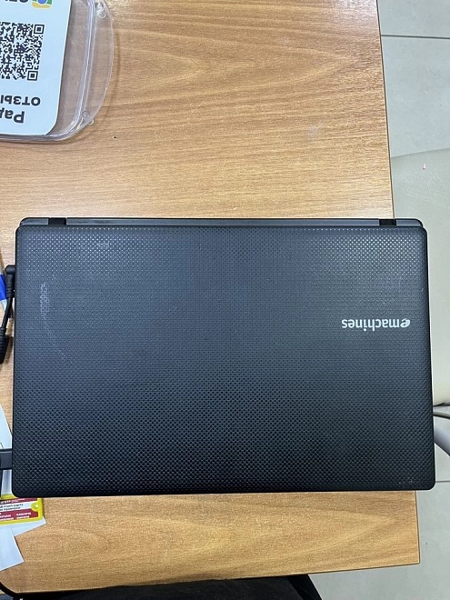 Ноутбук machine sIntelCore i3-370M/3gb/300gb/AMD Radeon HD 500