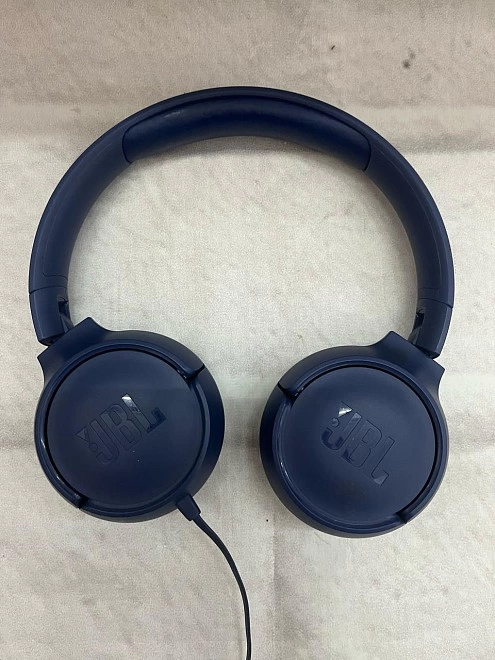 Наушники JBL Tune 670NC