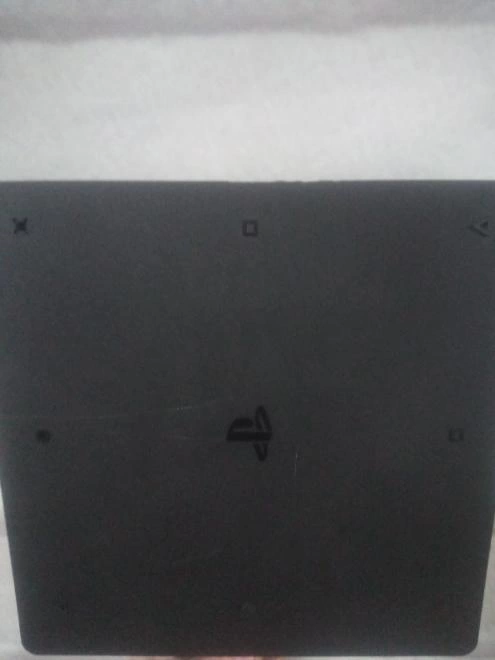 Игровая приставка PS4 Slim CUH-2208B