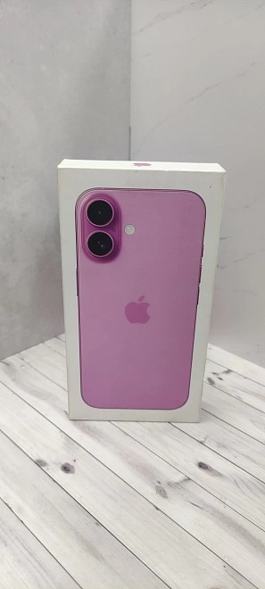 Смартфон Apple IPhone 16 8/128Gb
