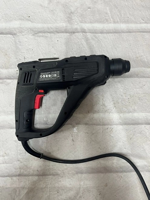 Перфоратор Deshi Z1C-DS-16B