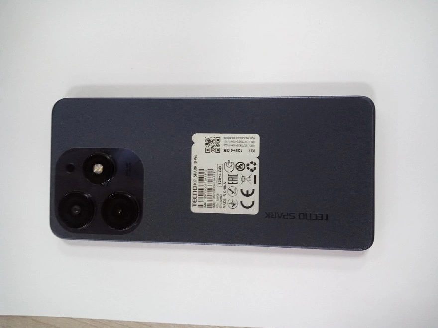 Смартфон TECNO Spark 10 pro