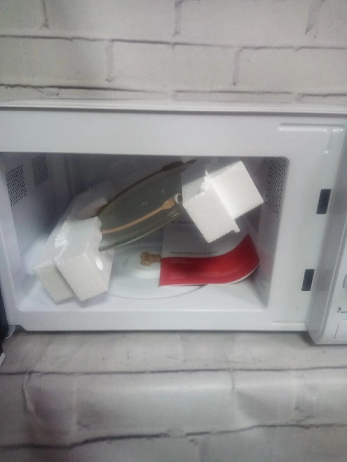 Микроволновая печь Leran FMO 2030 W