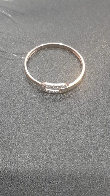 Кольцо золотое с камнями  585пр 18р-р 0,97гр ФМ
