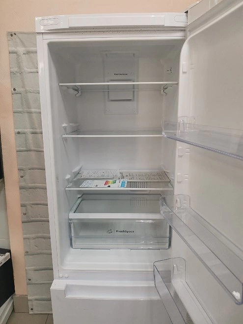 Холодильник Indesit ITS 5180W
