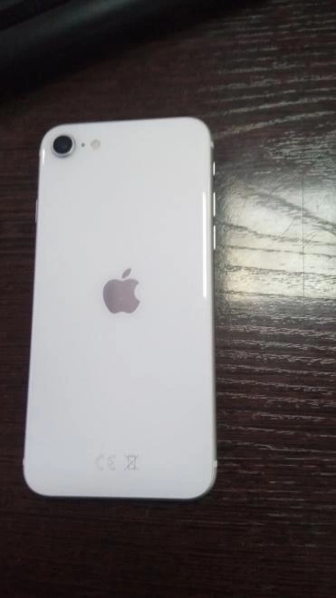 Смартфон Apple Iphone SE 2020 3\64