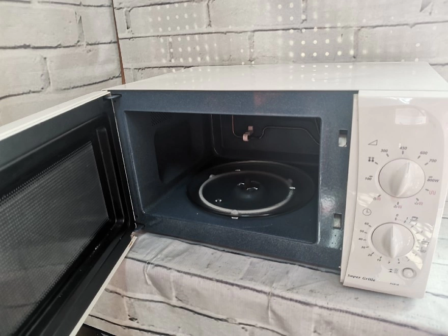 Микроволновая печь Samsung PG81R