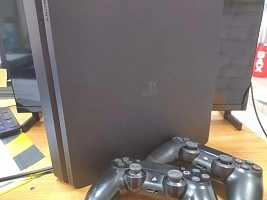 Игровая приставка PS4 PlayStation CUH-2208A
