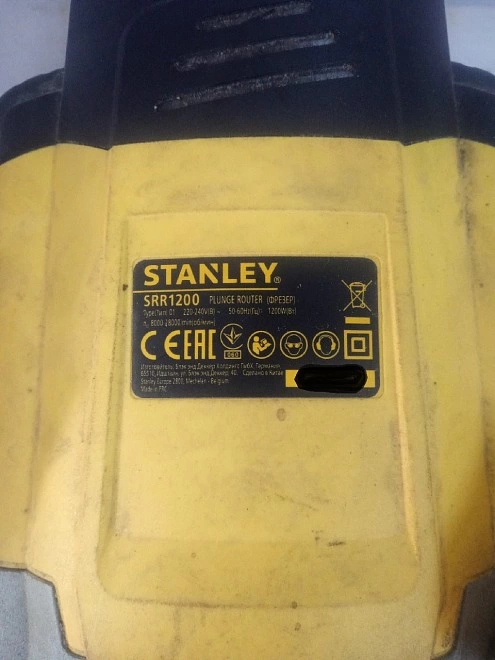 Станок фрейзерный Stanley SRR1200