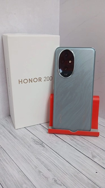 Смартфон Honor 200 512 ГБ зеленый