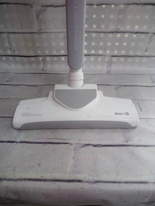 Пылесос Deerma  DX 700
