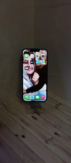 Смартфон Apple iPhone 13 128 ГБ