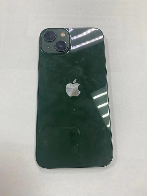 Смартфон Apple  iPhone 13 128 Gb