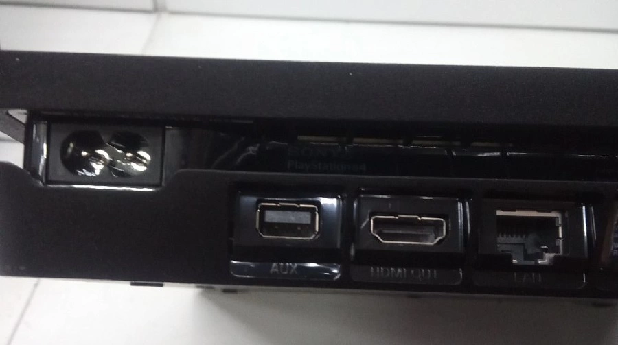 Игровая приставка Sony PlayStation 4 Slim