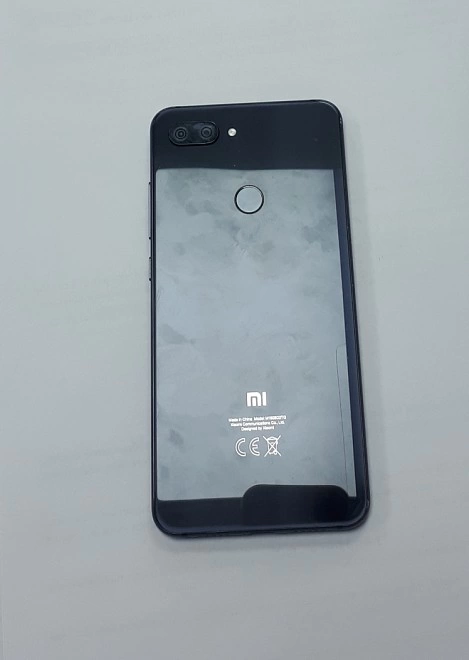 Смартфон Xiaomi Ml 8Lite