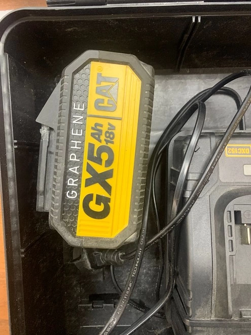Зарядное устройство CAT CAT DXK901.1 1 for All 18V